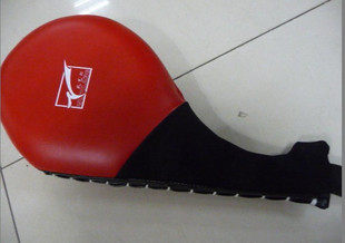 跆拳道武术散打训练专用脚靶手靶道服护具特价跆拳道脚靶