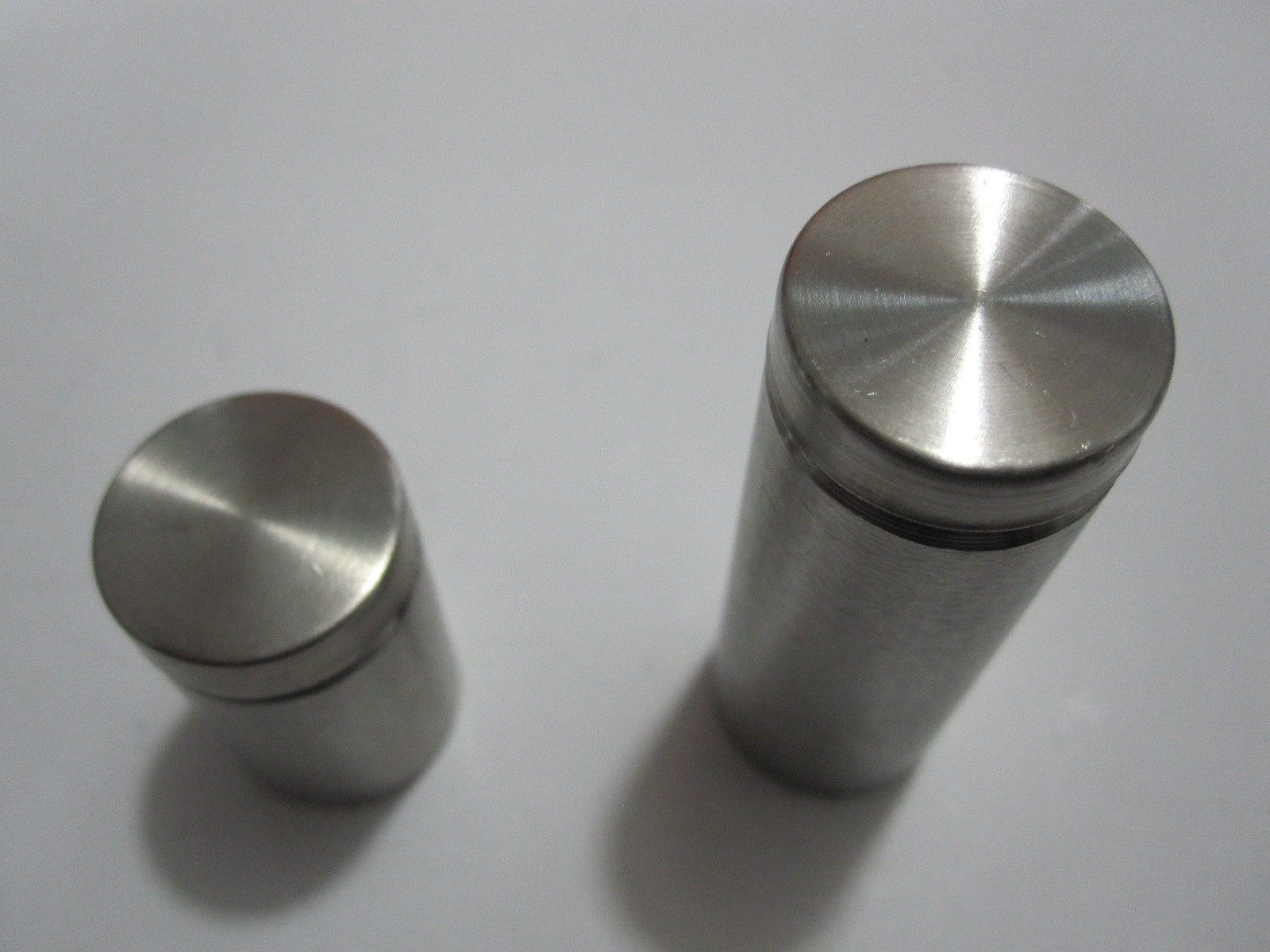 广告不绣装饰玻璃镜钉螺丝钉30mm层板拖