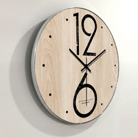 现代简约家用挂钟客厅卧室北欧挂表创意个性静音创意挂钟