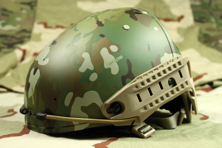 迷彩战术头盔mcaf保护型cp头盔