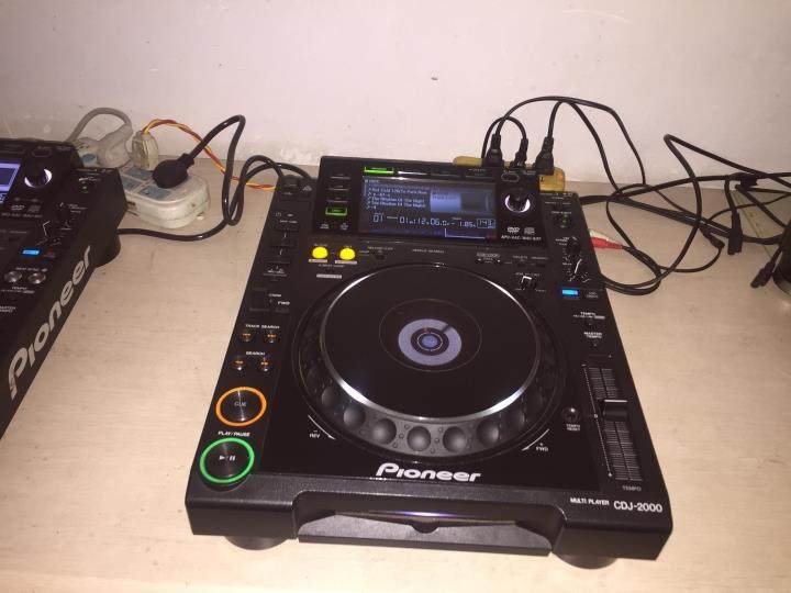 dj设备出售先锋cdj2000碟机一代单台无修好用打碟机
