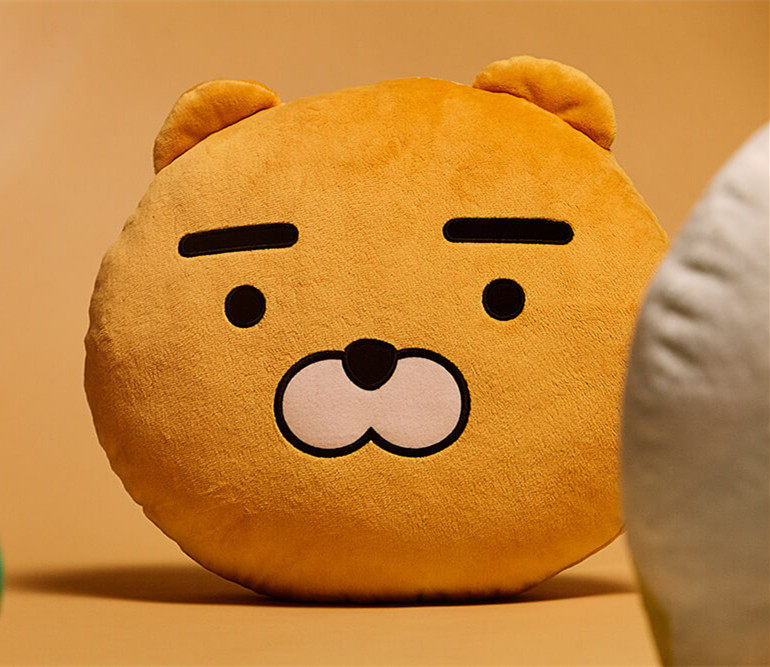 韩国采购正品卡考kakaofriends小狮子ryan抱枕毛绒毛绒布艺类玩具