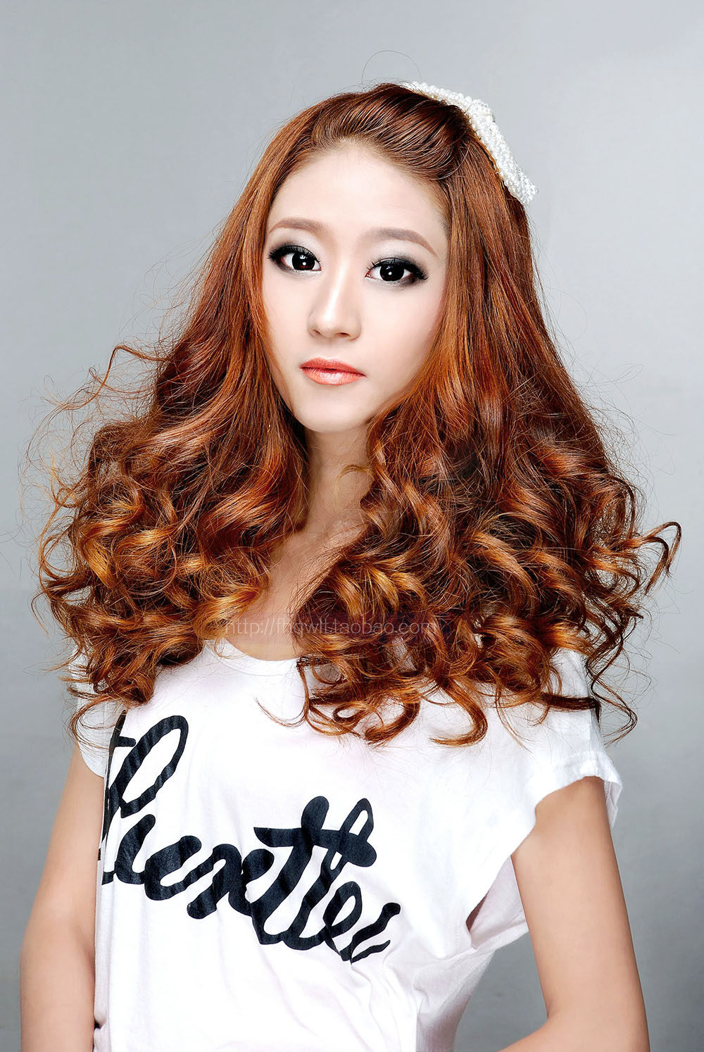 美发卷发海报写真发型图片设计理发店挂图新款写真