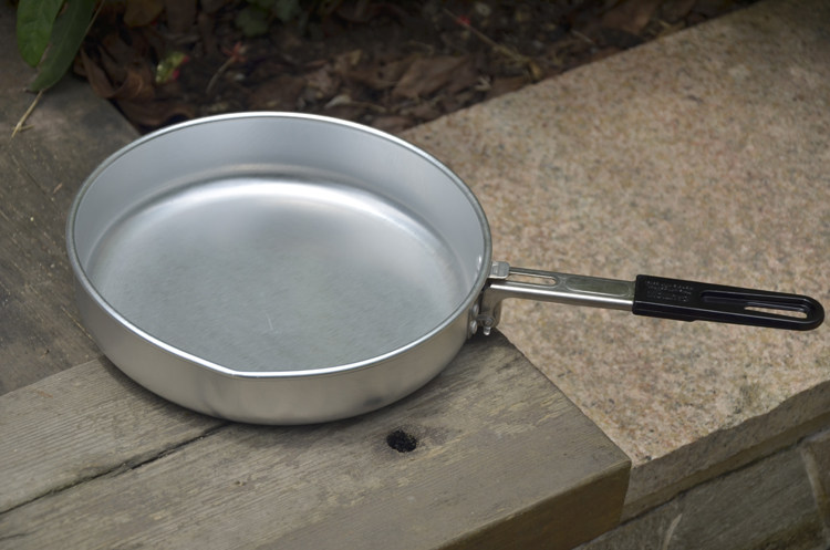 高品质氧化户外煎锅大号平底锅便携可折叠铝锅炒锅户外铝制餐具