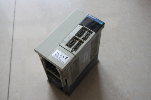 三菱伺服驱动器mrj2s350a七成新保修保修三个月手机信号放大器