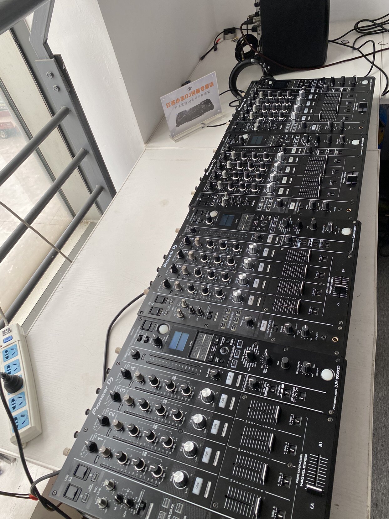 先锋混音台三代djm900nxs2cdj2000nxs2碟机打碟机