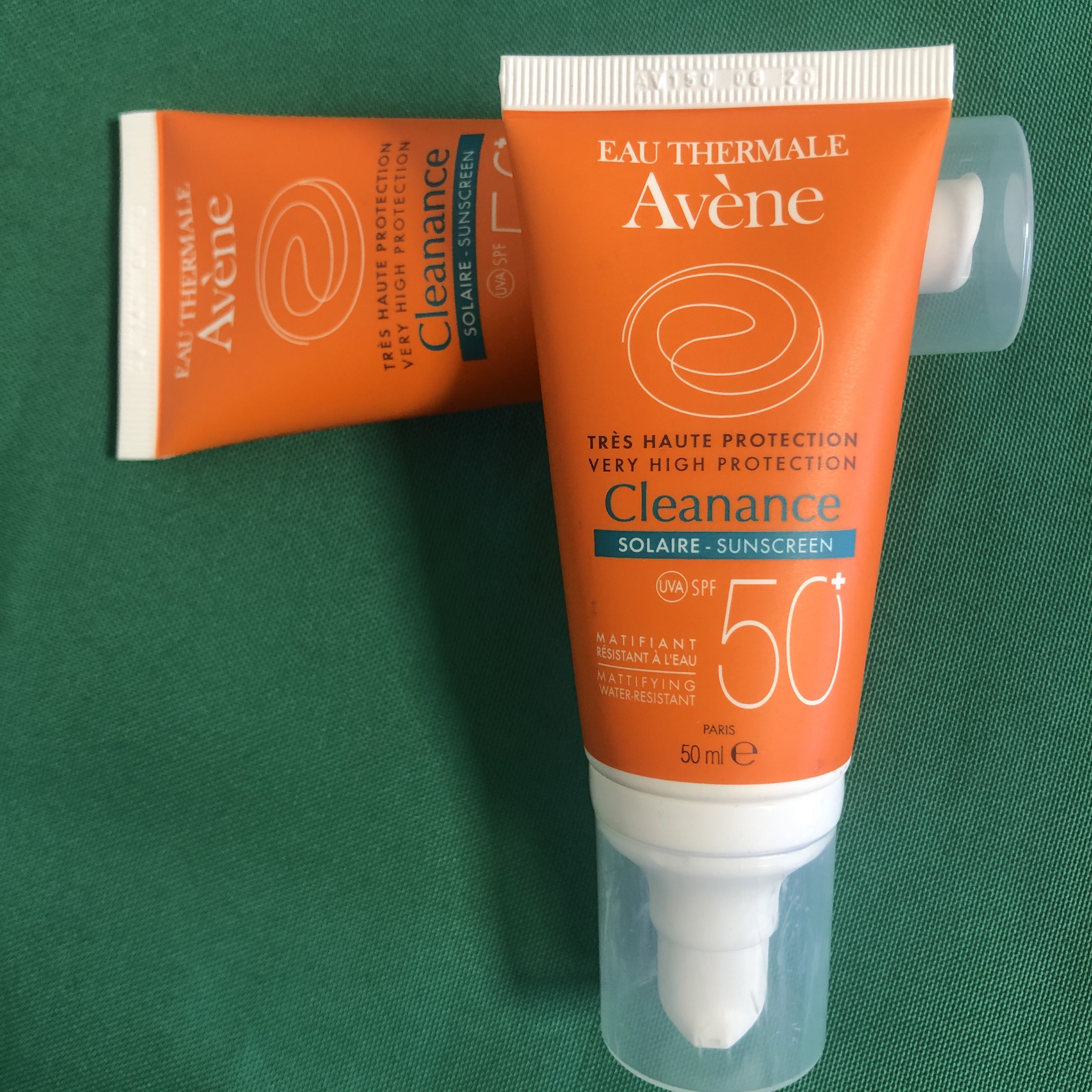 国内专柜法国雅漾清爽控油防晒乳霜军训学生防晒霜