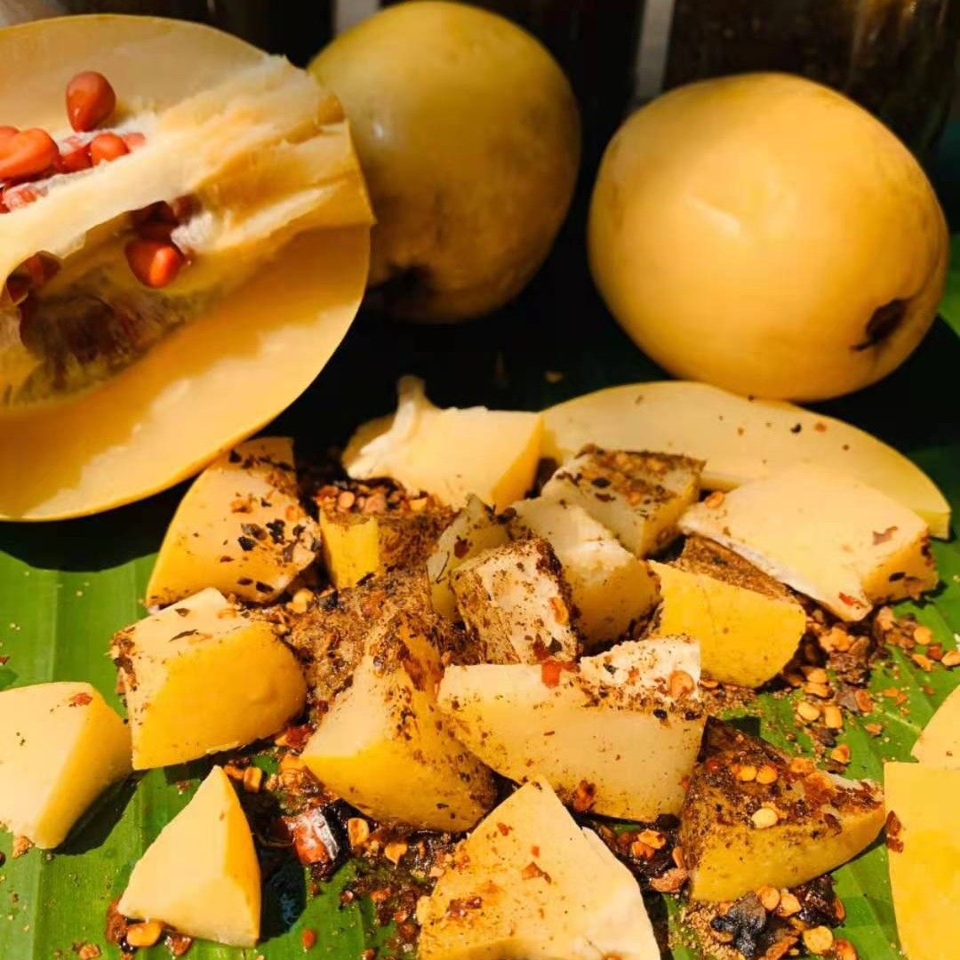 云南西双版纳泡腌木瓜水果特产网红腌制炖鸡小吃木瓜