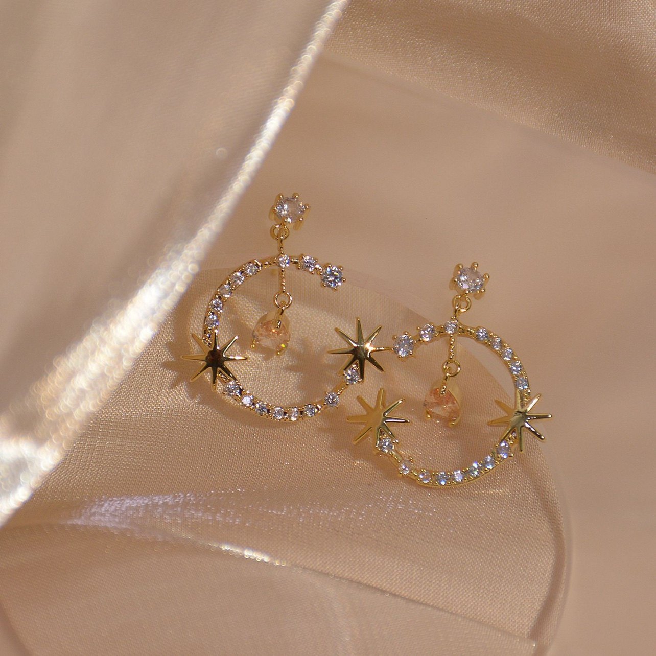 精致韩国东大门少女彩钻月亮耳环水滴洛丽塔仙女耳环