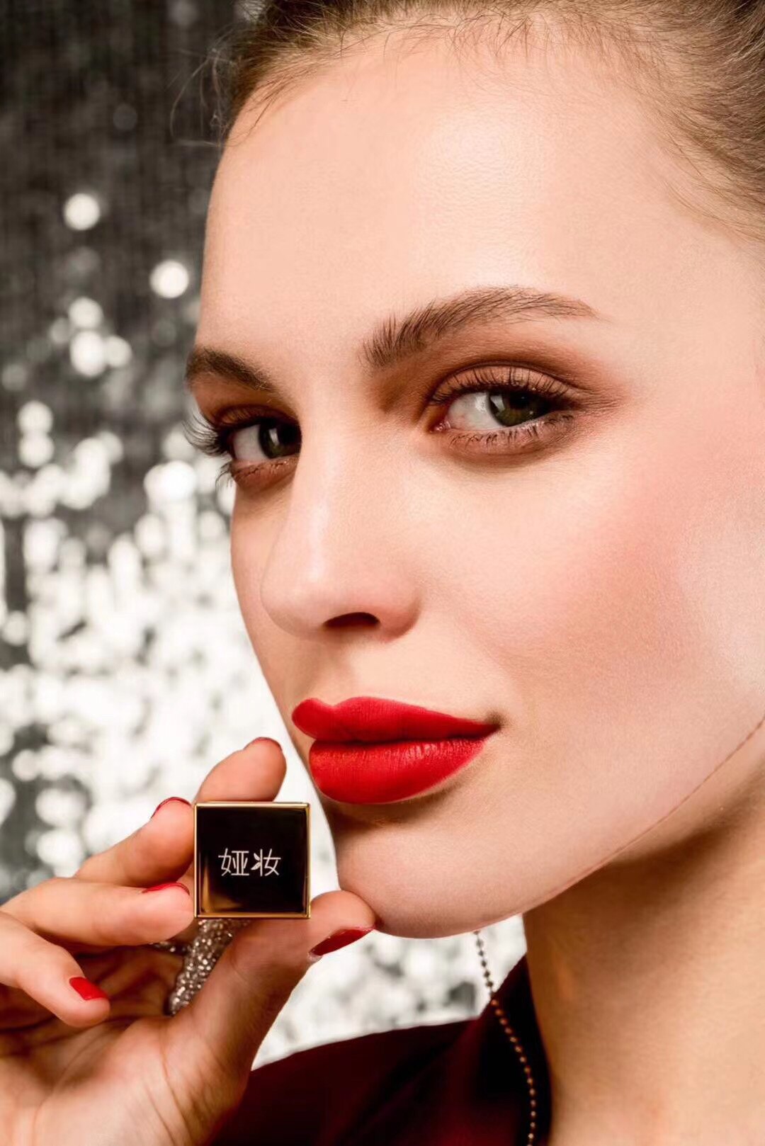 口红丽尔维美丝绒娅妆润唇膏唇膏正红红色唇膏