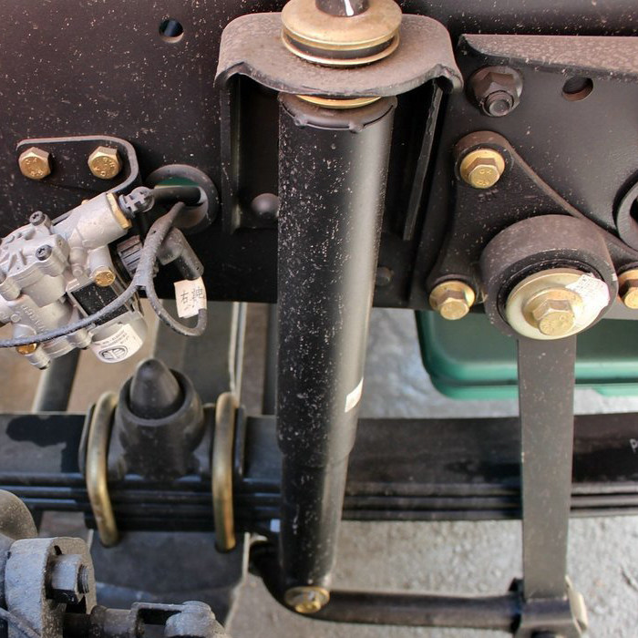 支架50a减振适用解放j6p前桥配件前悬架钢板减震