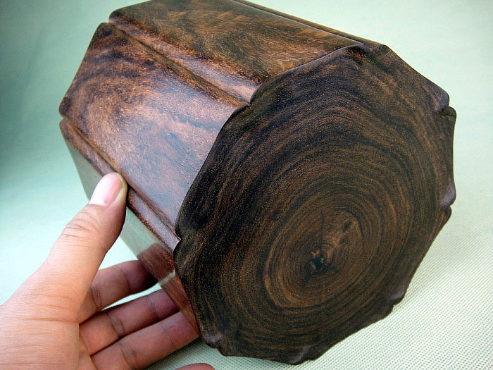 印度小叶紫檀木雕木檀世家大殿梁柱老料梅花笔筒木雕