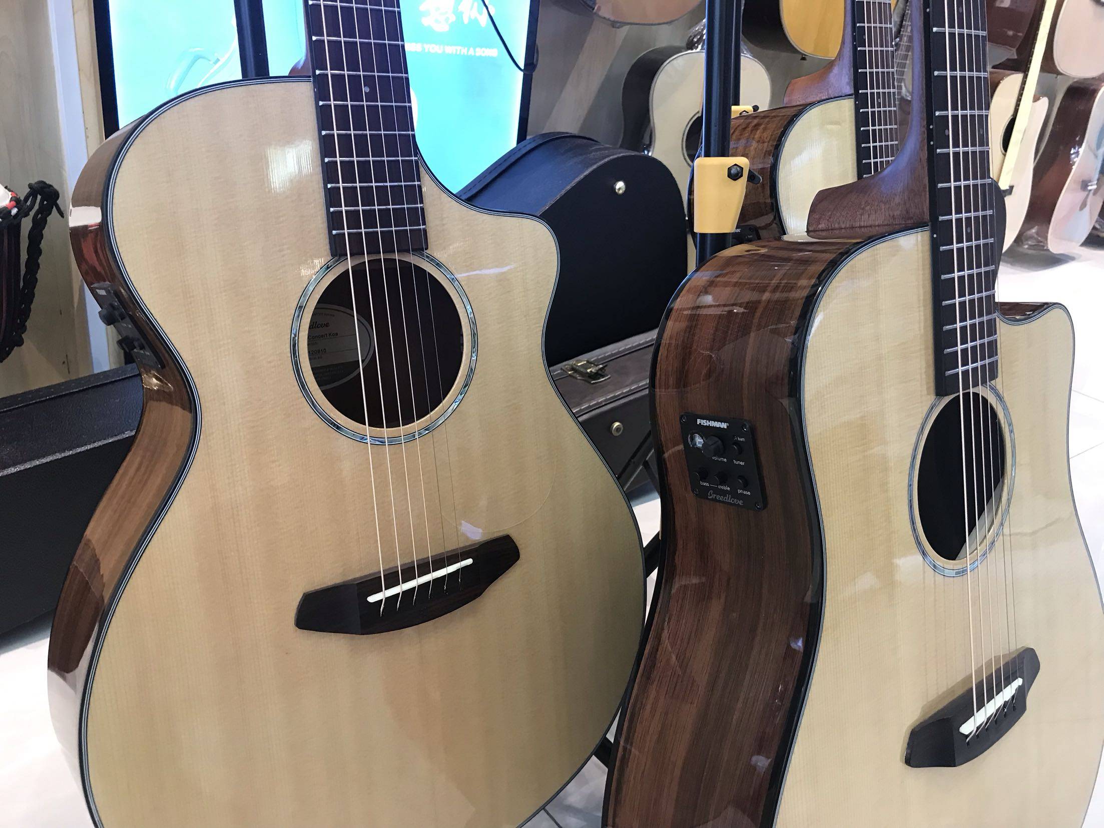 breedlove贝朗吉他韩产pursuitconcertkoa民谣电箱合肥吉他民谣吉他