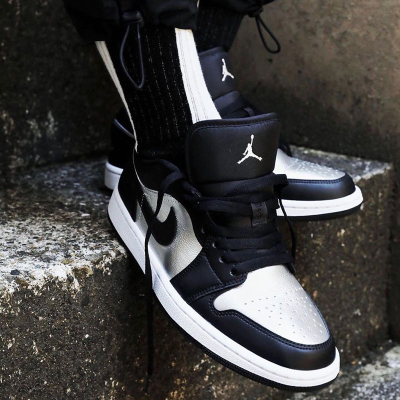 airjordanlowaj1低帮黑银脚趾液态运动板鞋篮球鞋