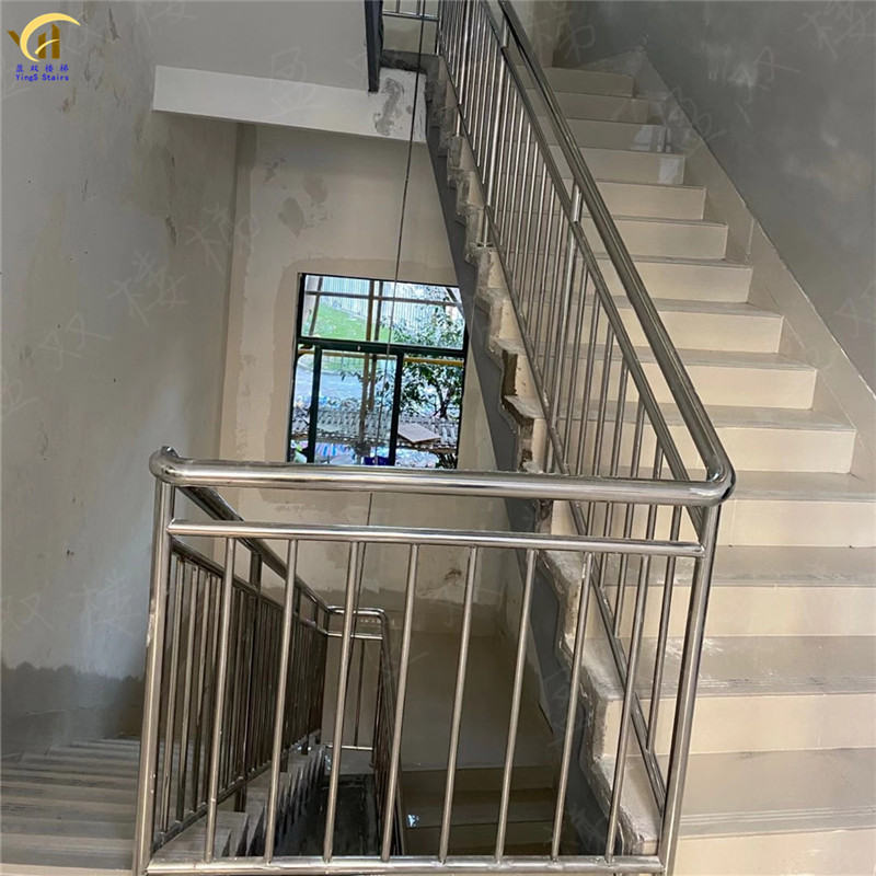 扶手上海楼梯安装阳台庭院不锈钢圆管焊接栏杆楼梯扶手