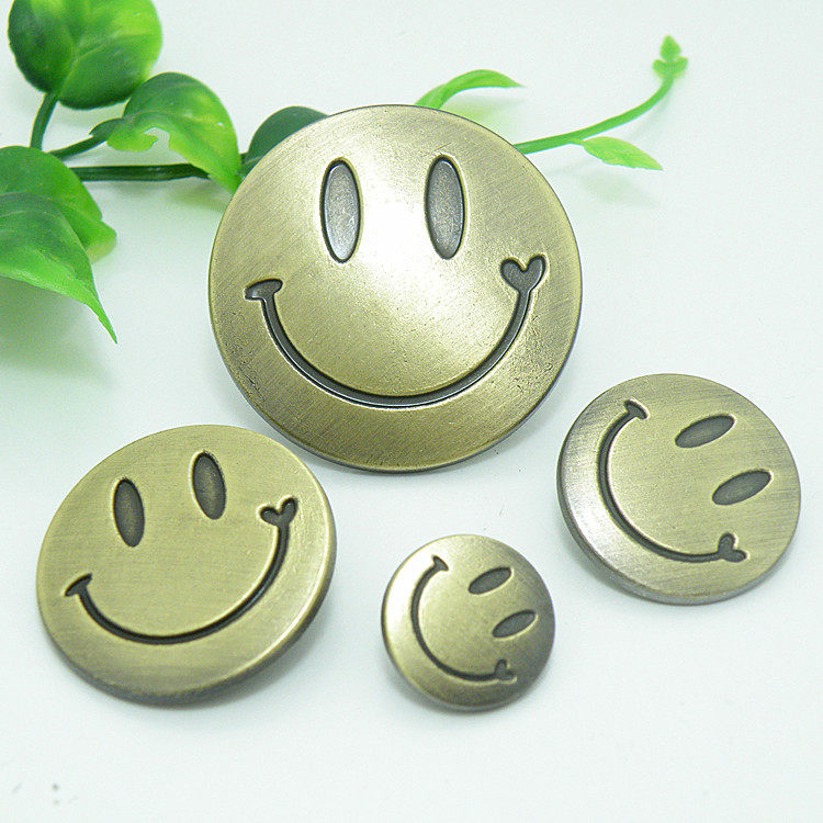 纽扣外套风衣衣扣扣子毛衣扣大衣笑脸金属高档纽扣