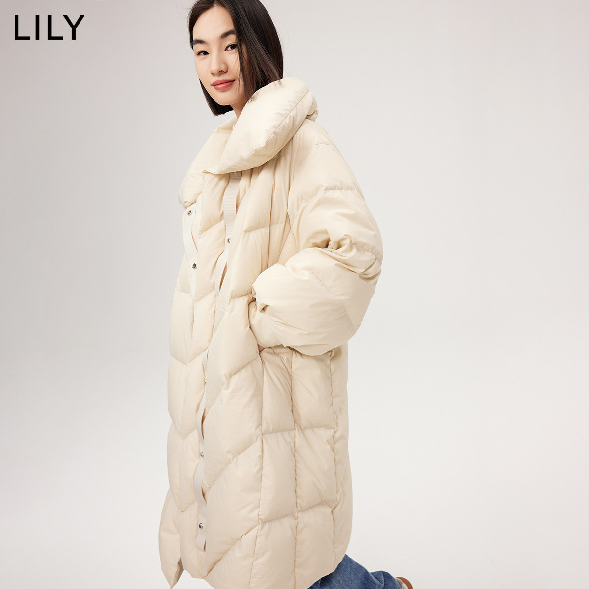 lily2022新款女装气质通勤洋气别致宽松厚实蓬松羽绒服