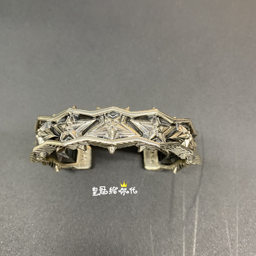 皇冠给你codysanderson银亮五角星钢刺开口手镯手镯