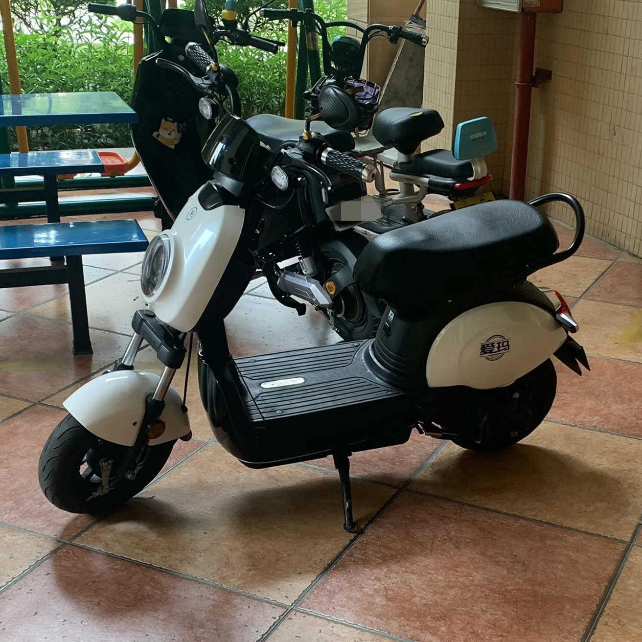 适用于爱玛ido爱度tdw608z电动车脚垫am500dqt8防水丝圈电动车脚垫