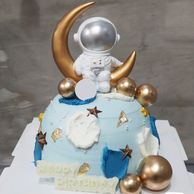 太空宇航员蛋糕摆件儿童银河系宇宙飞碟装饰黑白节日装扮用品