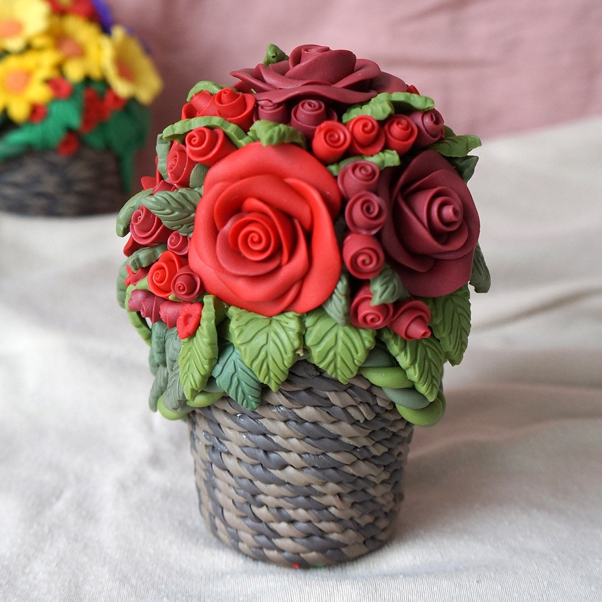 礼品软陶泥彩玫瑰玫瑰花花篮车饰工艺创意摆件其它日用