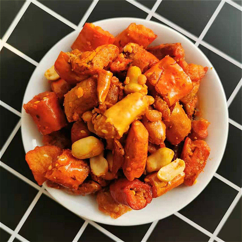 东北零食利财满口香辣辣椒果仁花生特产小吃辣椒类调料