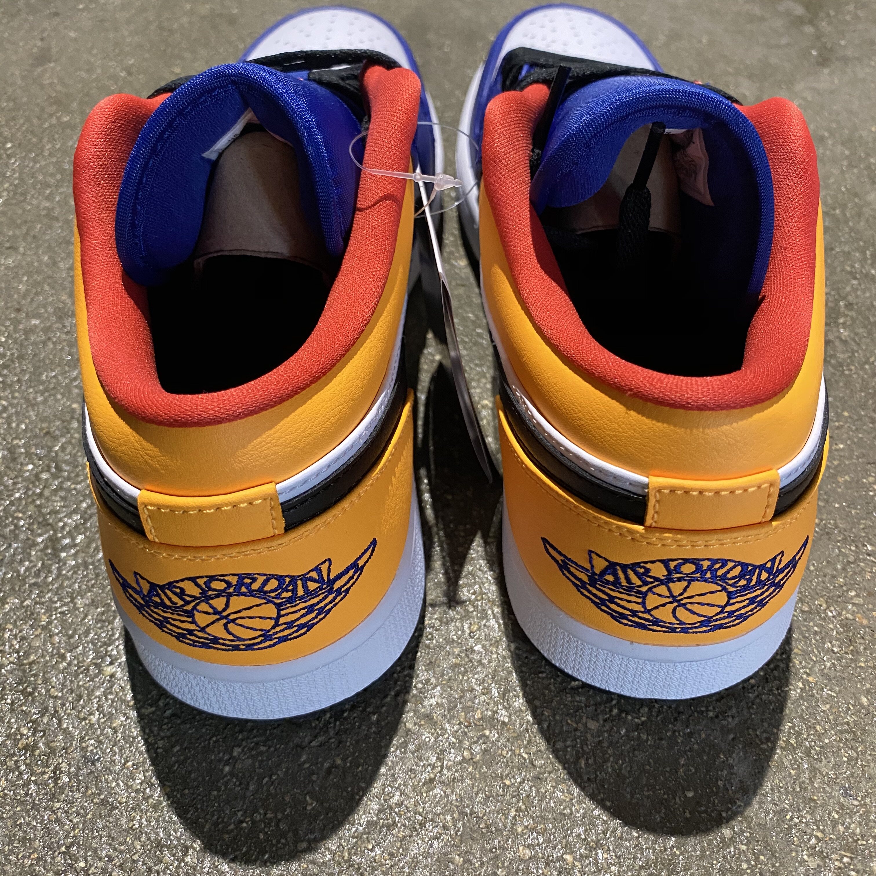 airjordanlowaj1闪电蓝黄脚趾湖人低帮板鞋篮球鞋