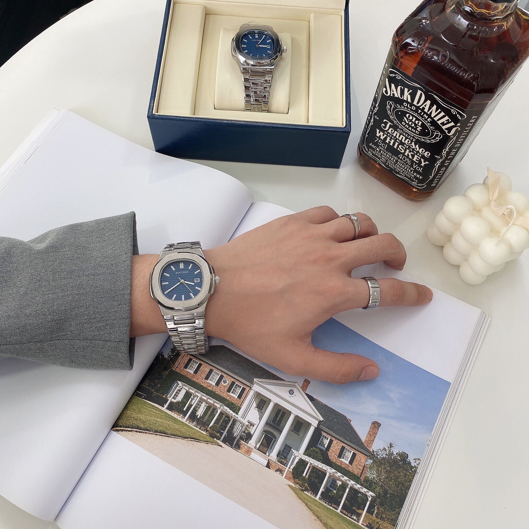 商务手表男钢带2020新款小方表复古时尚潮流简约夜光日历石英表潮