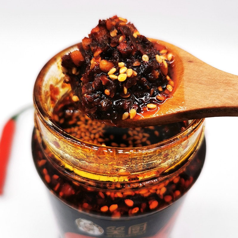 新疆笑厨油泼辣子辣椒酱香辣红油285g瓶装辣椒油辣椒粉料