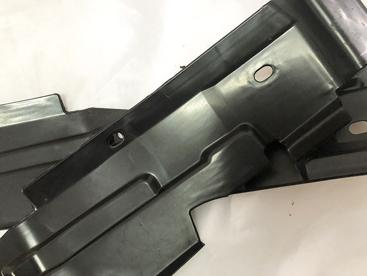 五菱之光叶子之光挡泥板板内6376前轮640063906388叶子板内衬