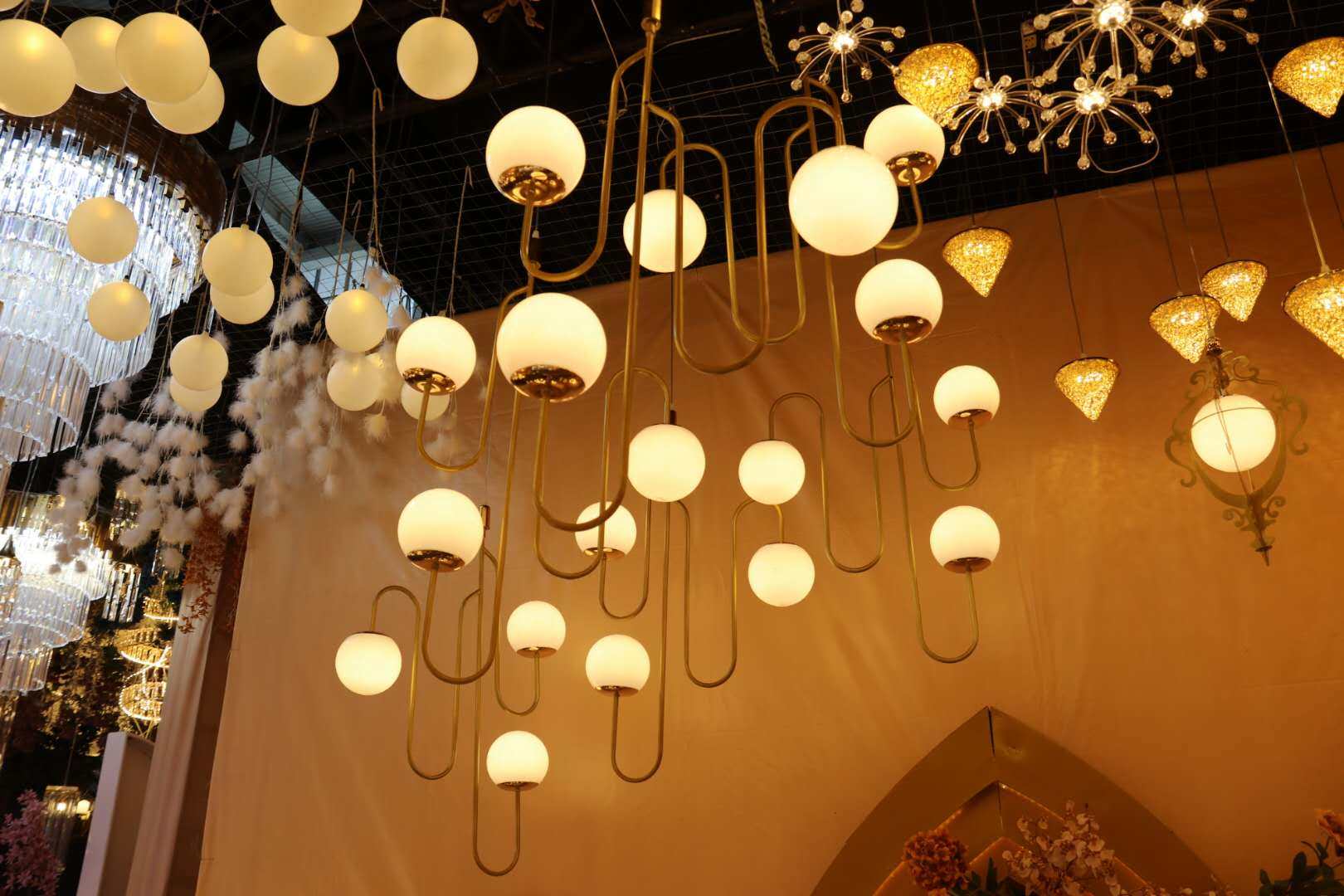 2020年新款婚礼礼堂球泡泡泡吊灯吊顶空间软装装饰灯