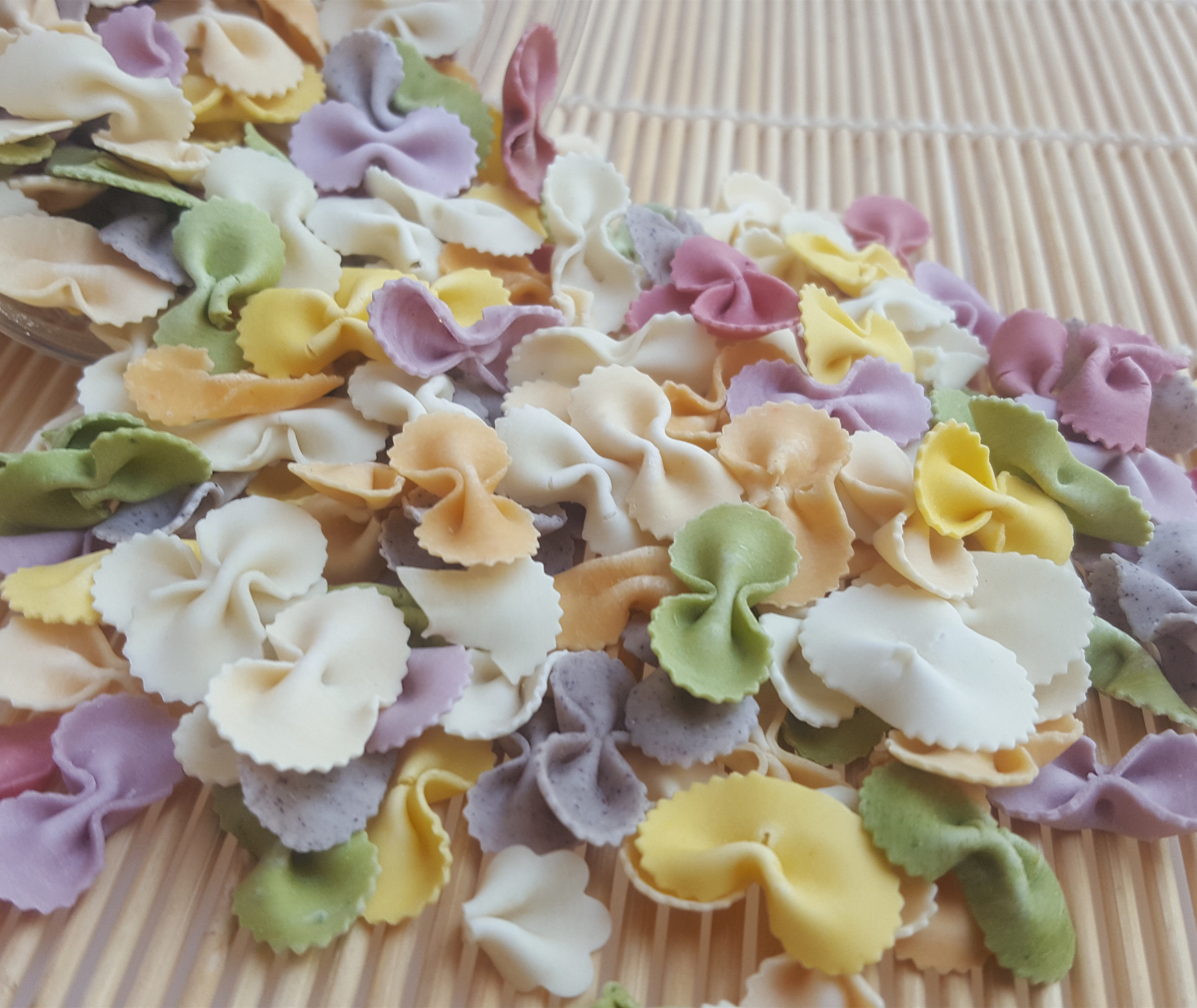 蝴蝶面果蔬面蔬菜宝宝面条儿童手工食品营养片