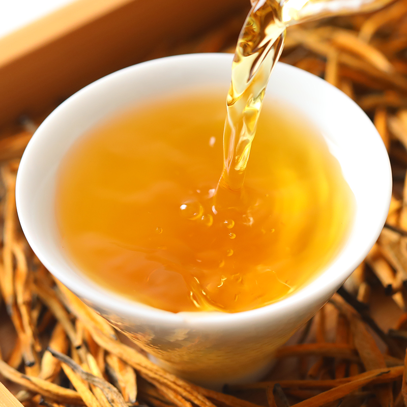 云南凤庆滇红茶特级古树红茶云南滇红大金针单芽蜜香茶叶500g罐装