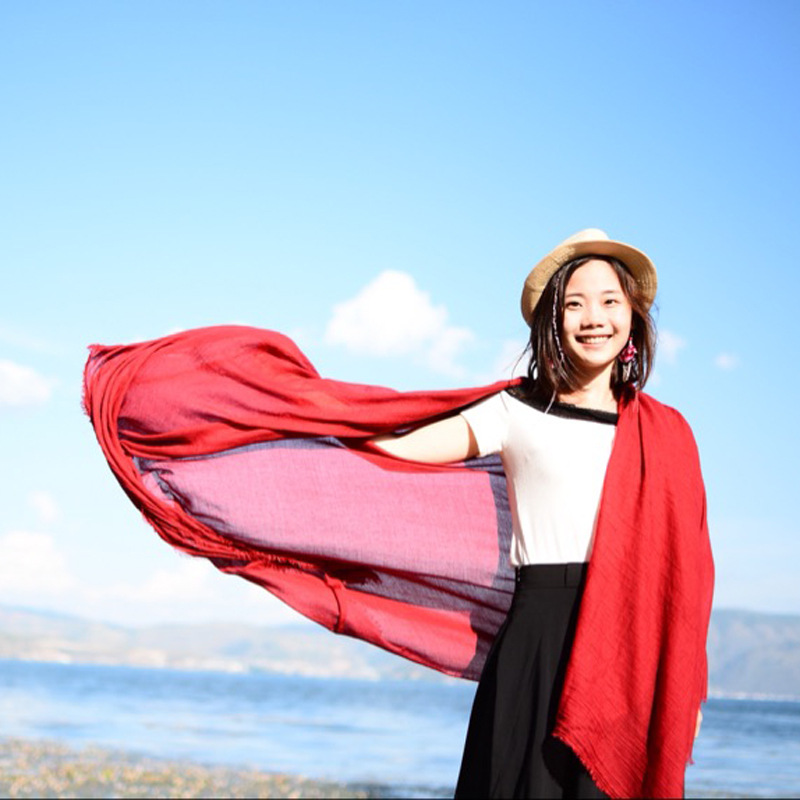 沙漠滩度假旅游拍照文艺大红色围巾女大披肩两用长款秋冬纯色丝巾