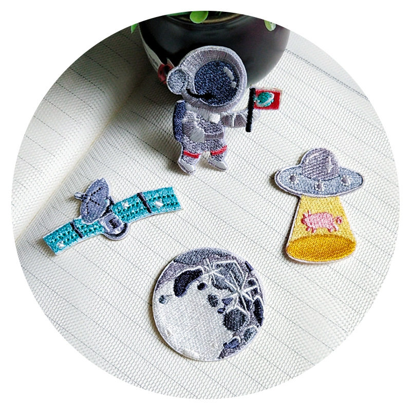 卡通宇宙太空刺绣衣服补丁贴自粘免缝星球布贴裤子羽绒服蚊帐装饰