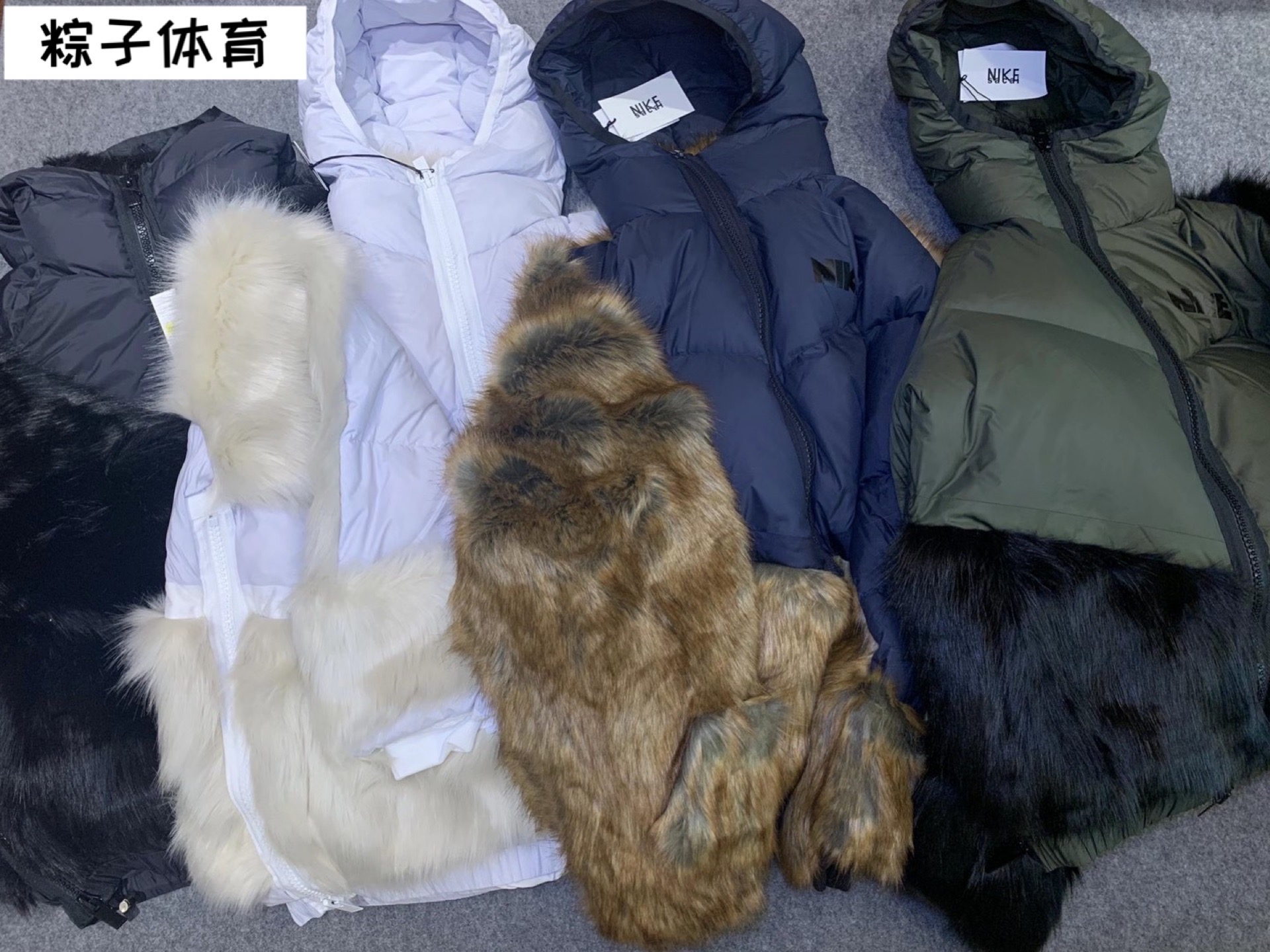 NIKE X SACAI PARKA 20FW 耐克sacai联名女子仿皮草羽绒服 CT3267