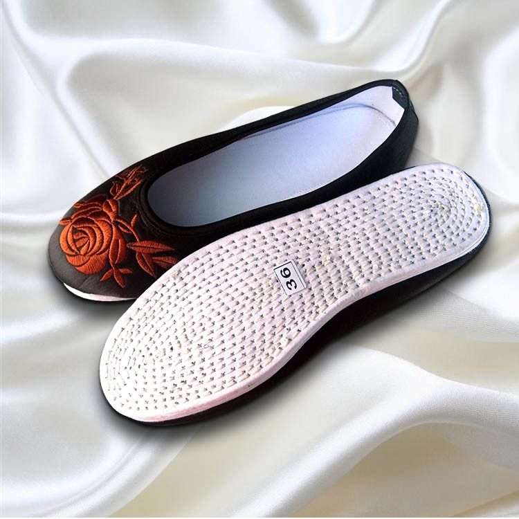 足下有福小花园绣花鞋女鞋平跟千层底民族风女鞋养脚鞋904-1