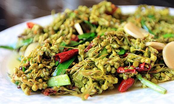 云南舌尖上的蔬菜野菜新鲜野生棠梨梨花可吃叶菜类