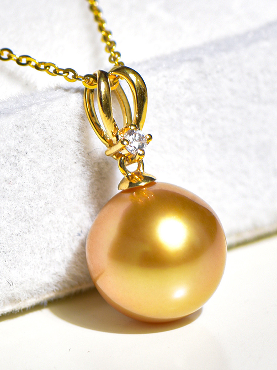 凤仪阁18k金无优化无染染色南洋金珠海水珍珠颈饰