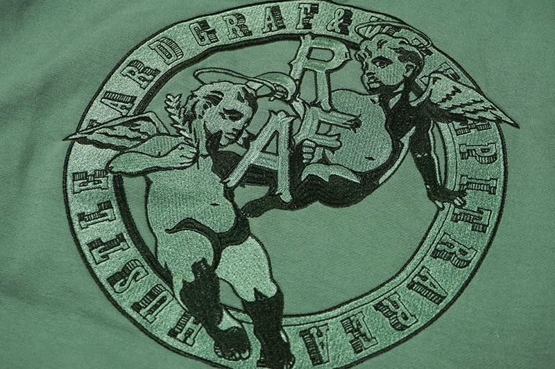 graf原创品牌天使围绕字母雕塑刺绣加绒宽松卫衣