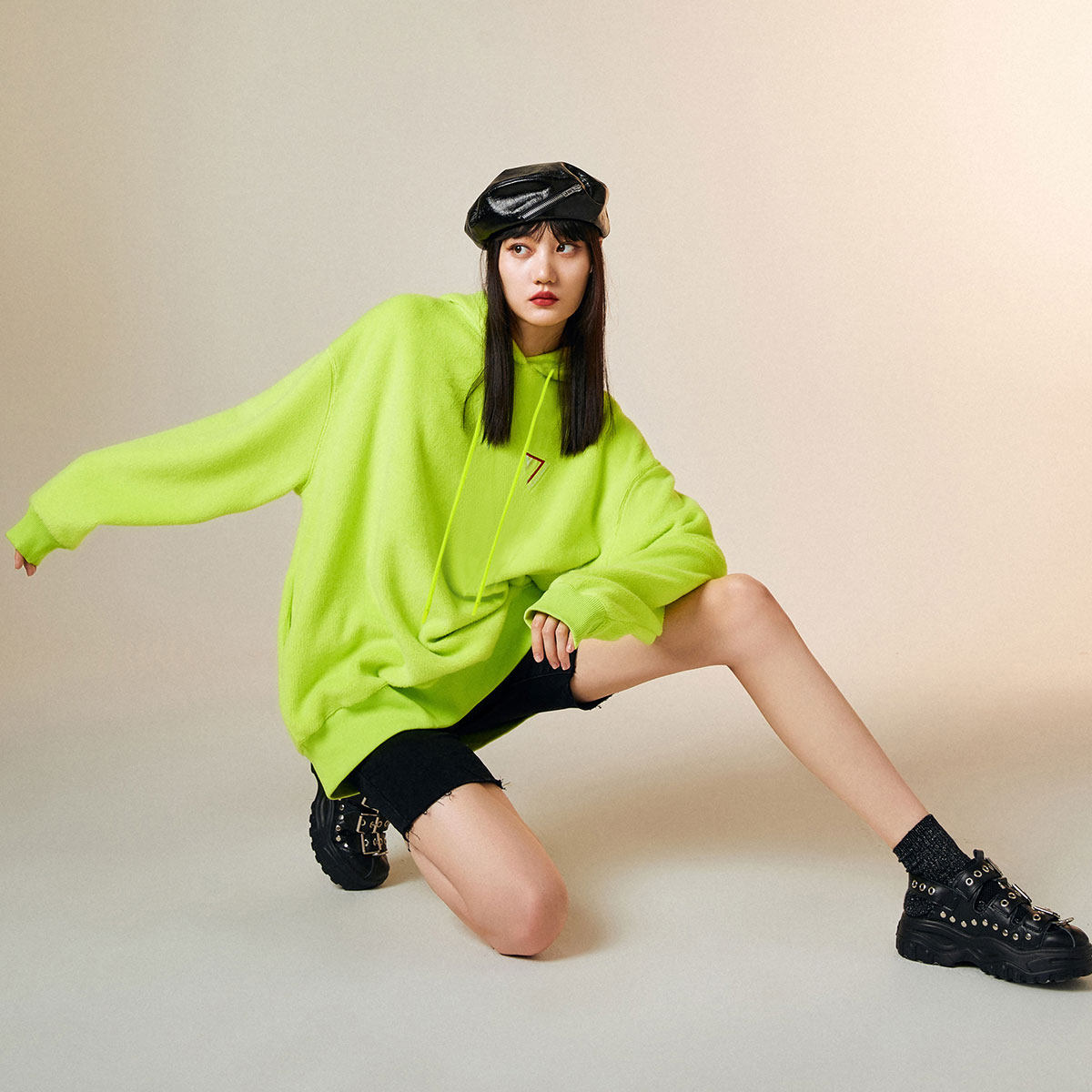 戚薇明星同款太平荧光绿卫衣女2020卫衣