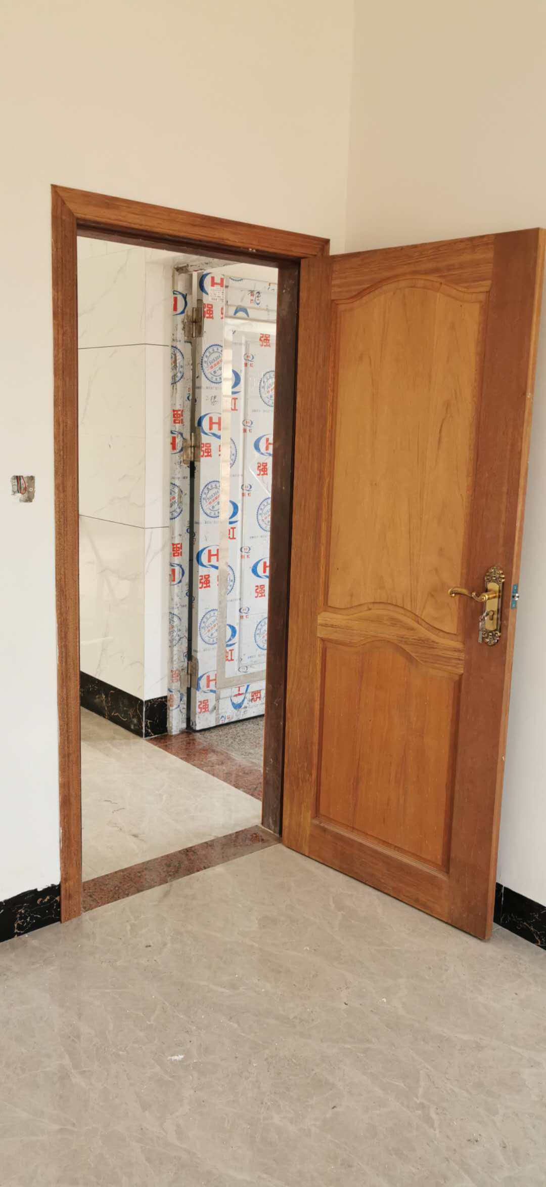 木门菠萝格实木门原木卧室门素门房门极简轻奢家装卧室门