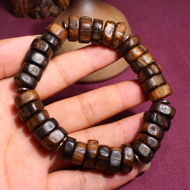 方言精品放巨漏越南海沉香香木高品质老包密度手串