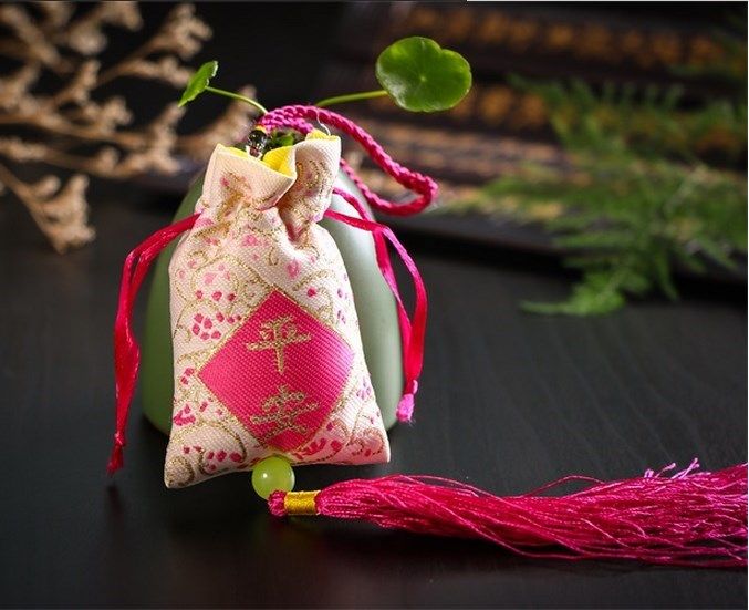 香薰茉莉花香包香袋卧室车用提神汽车用品橱柜小随身柠檬熏衣草室