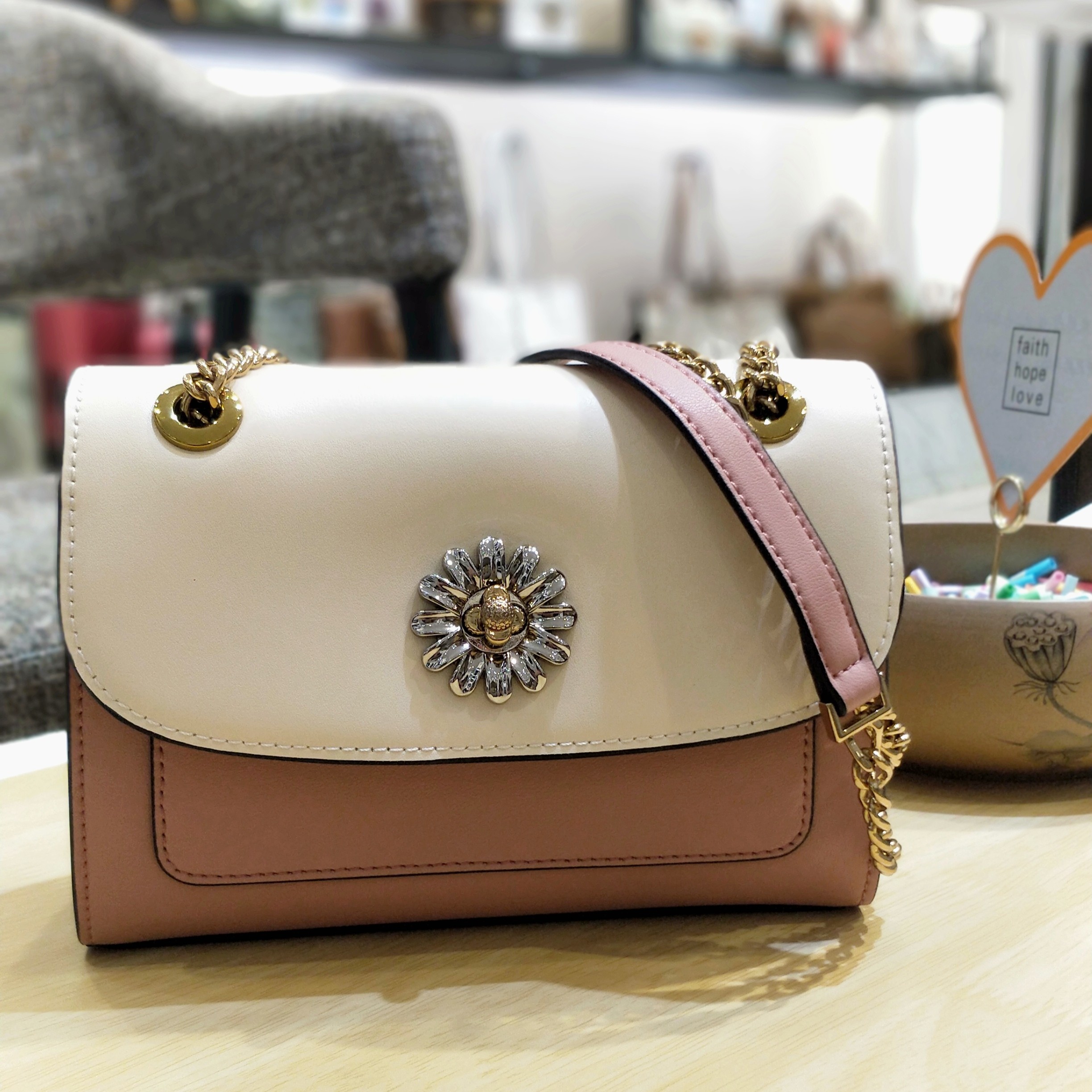 omi欧米包包女包牛皮皮包新款真皮单肩包花饰通用款女包