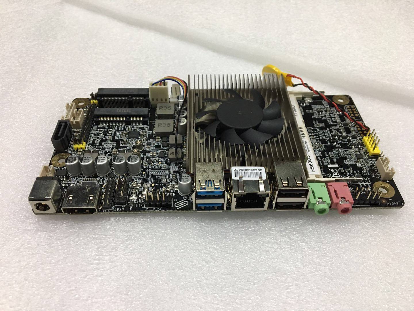 主板豆希3.5寸i3-6100u8.5cm工控一体机ddr4主板