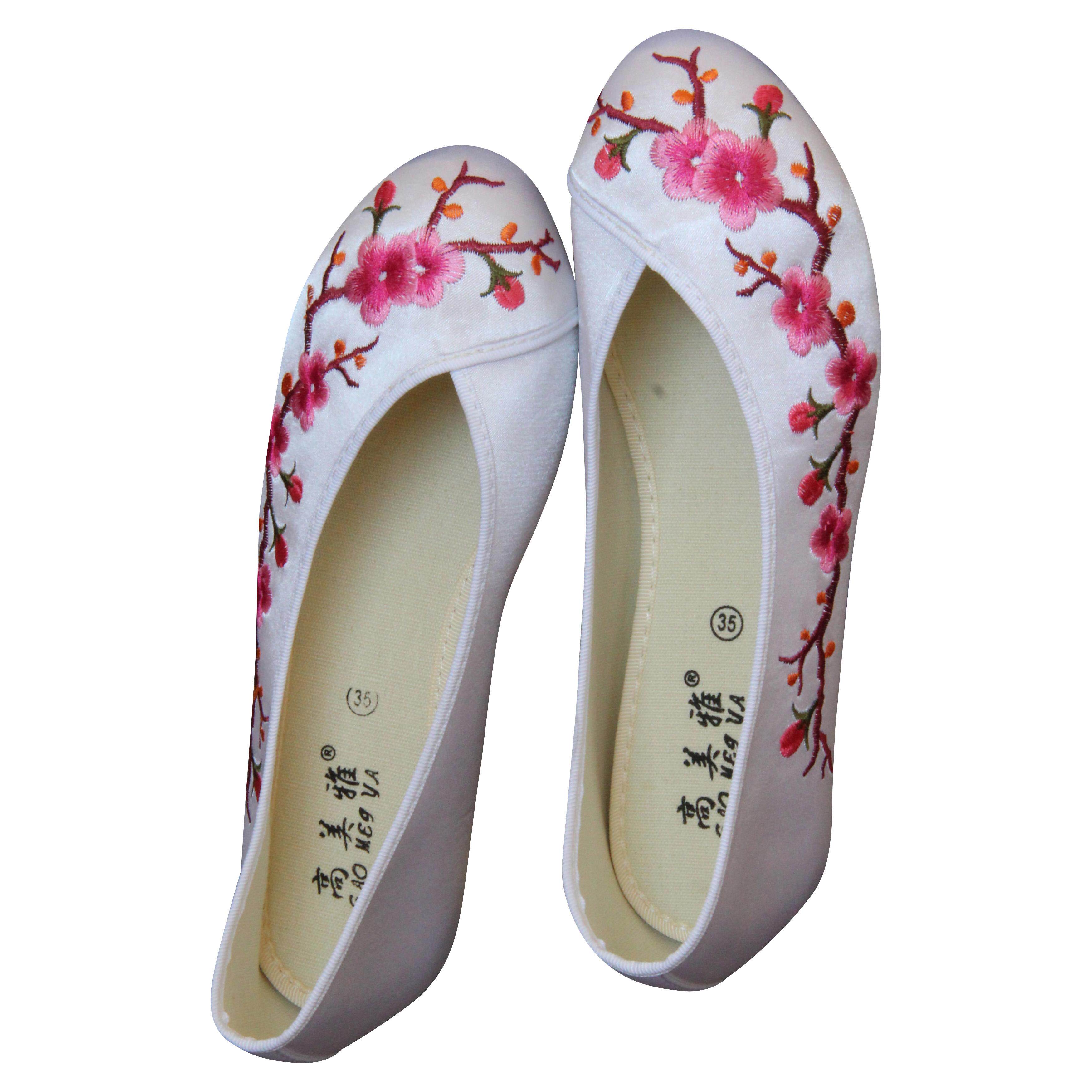 高美雅防滑绣花中青年花卉白色汉服软底平底中式单鞋