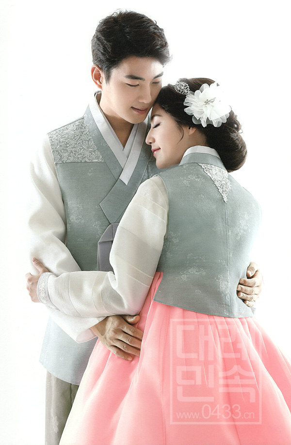 新郎新娘情侣韩服男女婚礼结婚朝鲜族民族传统民族服装