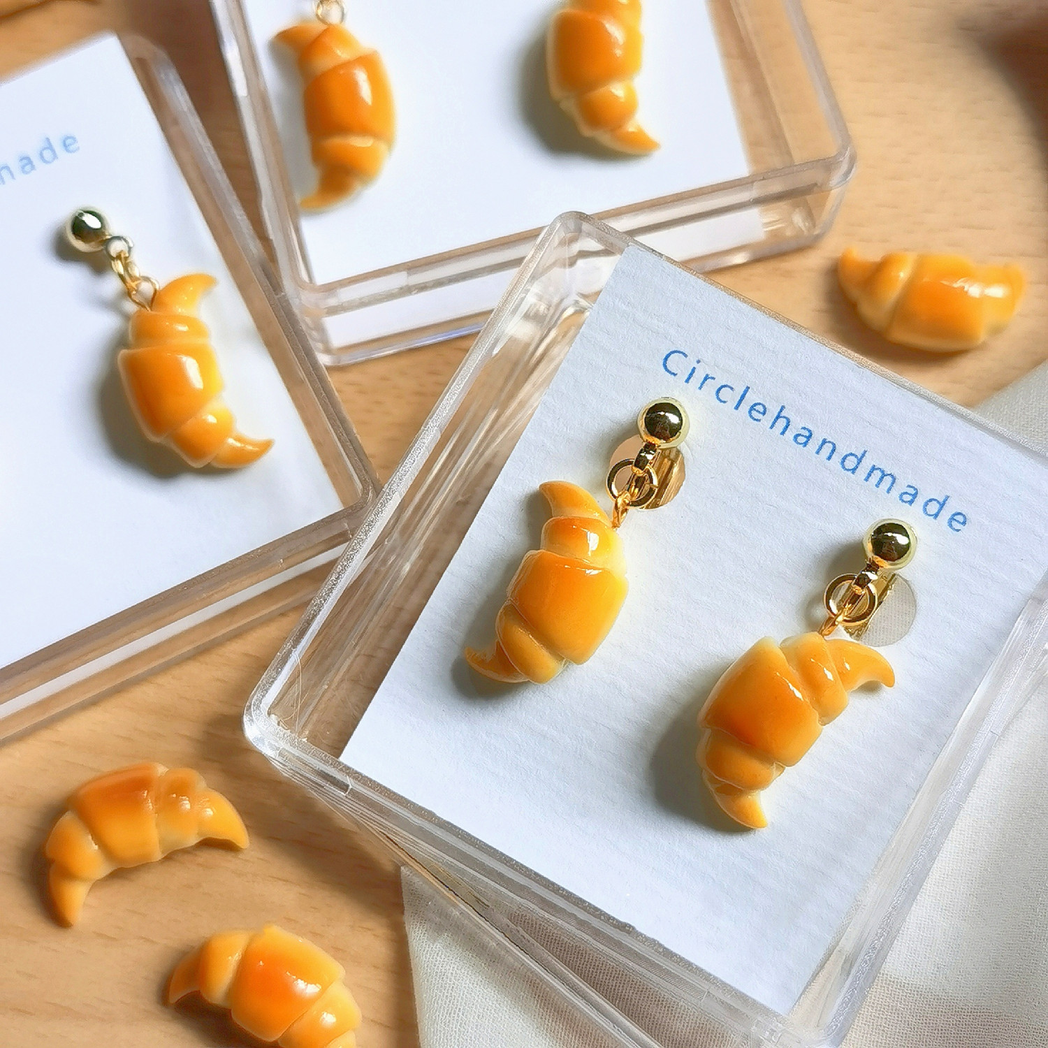 纯手工牛角肠仔包爱心独特超轻粘土食玩面包百搭甜美耳钉可爱耳环