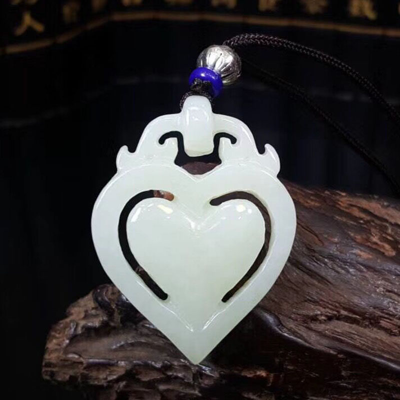 新疆和田心形吊坠同心结玉石玉器项坠玉坠定情颈饰